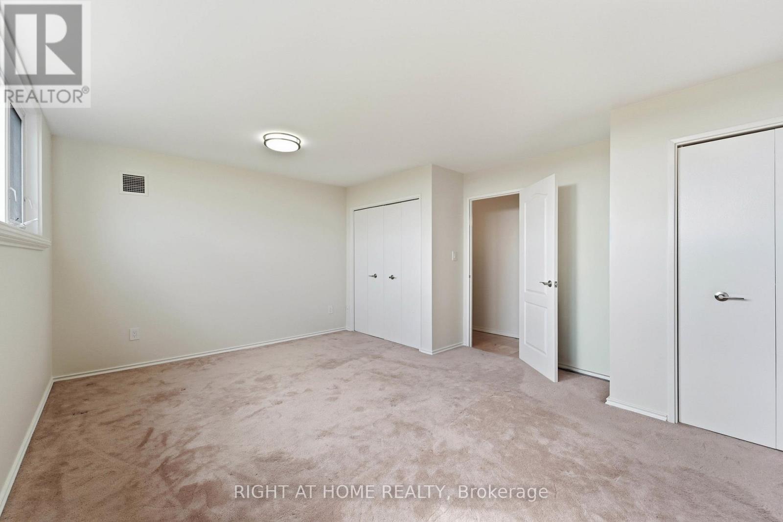 2011 - 240 Scarlett Road, Toronto, Ontario  M6N 4X4 - Photo 11 - W13109714
