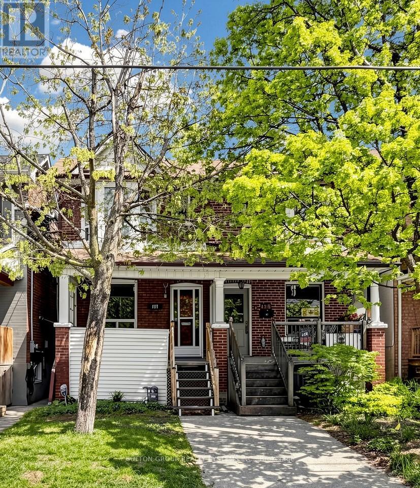 137 CAMPBELL AVENUE, Toronto, Ontario