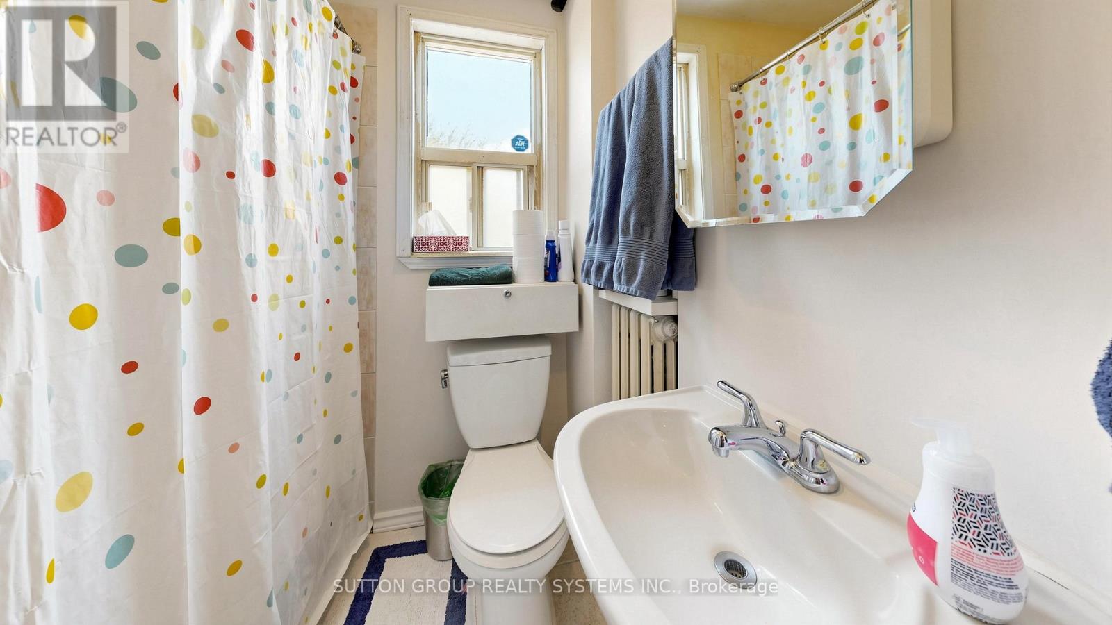 137 Campbell Avenue, Toronto, Ontario  M6P 3V1 - Photo 15 - W13109724