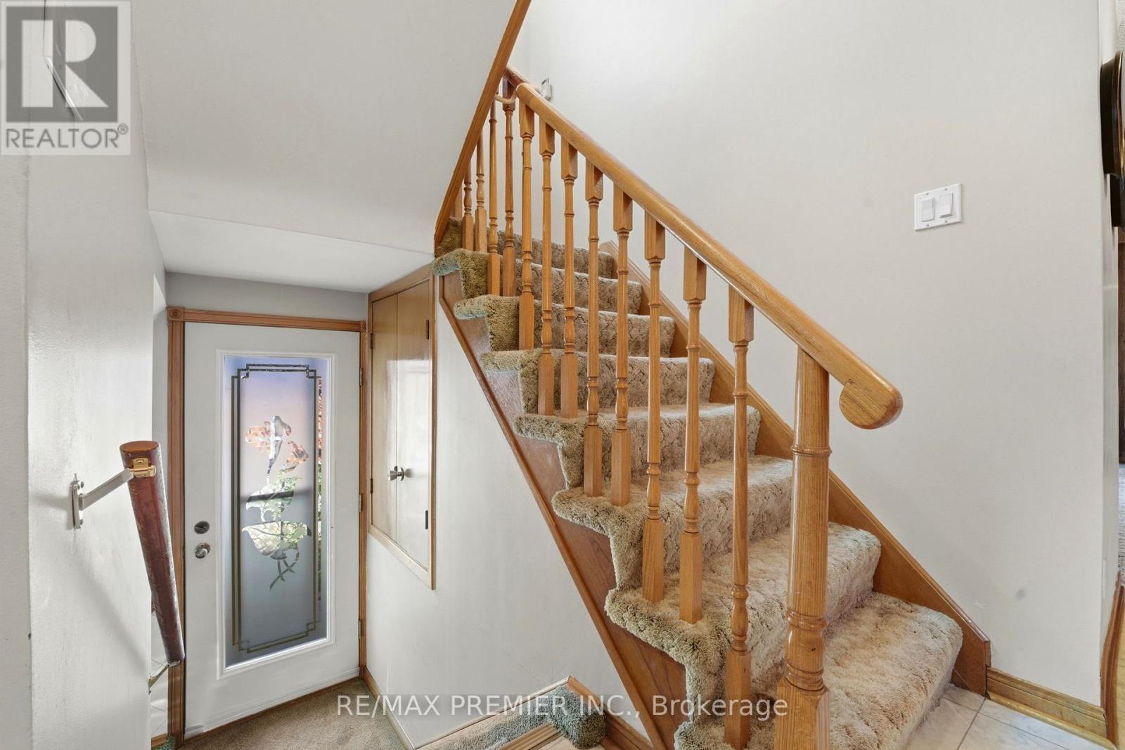 40 Donofree Road, Toronto, Ontario  M6L 2P5 - Photo 14 - W13109726