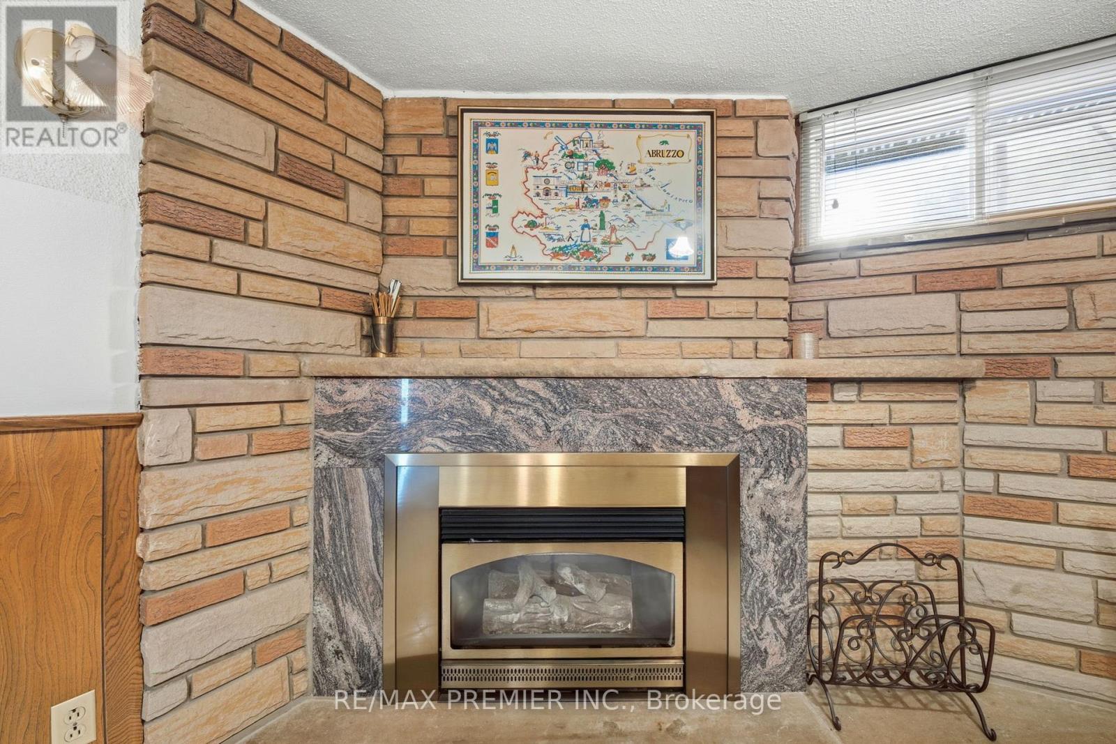 40 Donofree Road, Toronto, Ontario  M6L 2P5 - Photo 31 - W13109726