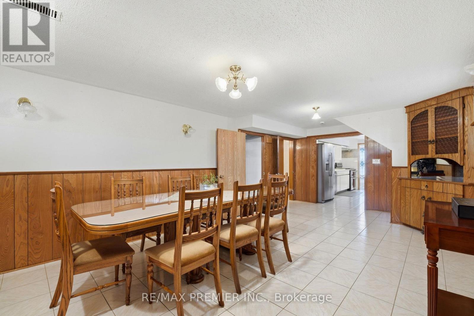 40 Donofree Road, Toronto, Ontario  M6L 2P5 - Photo 33 - W13109726
