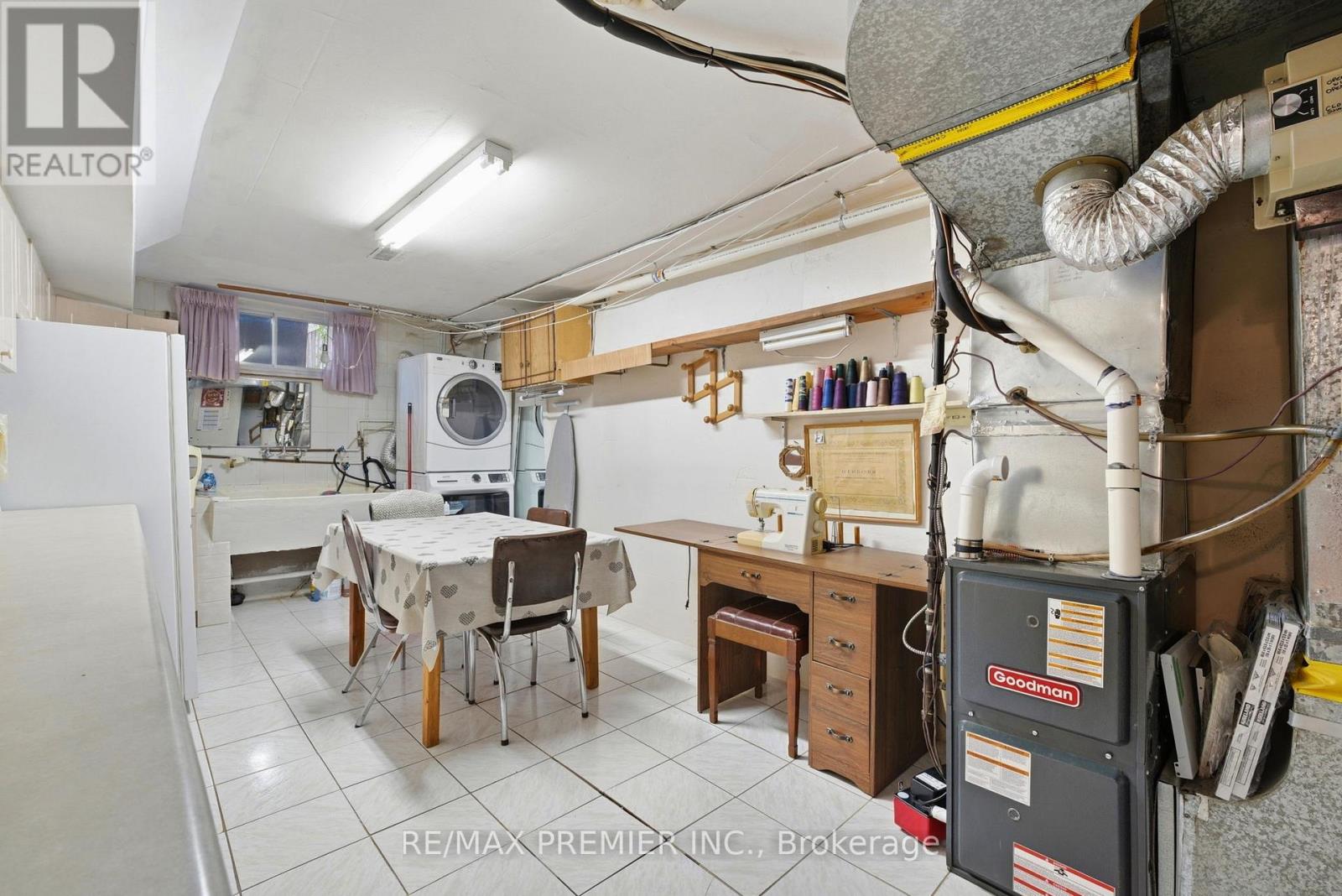 40 Donofree Road, Toronto, Ontario  M6L 2P5 - Photo 34 - W13109726