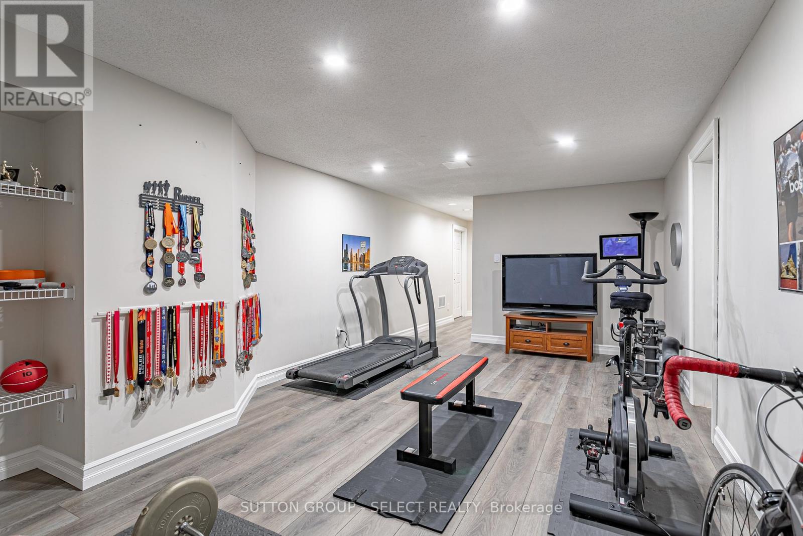 1 Derwent Road, London North, Ontario  N6G 4V8 - Photo 32 - X13109616