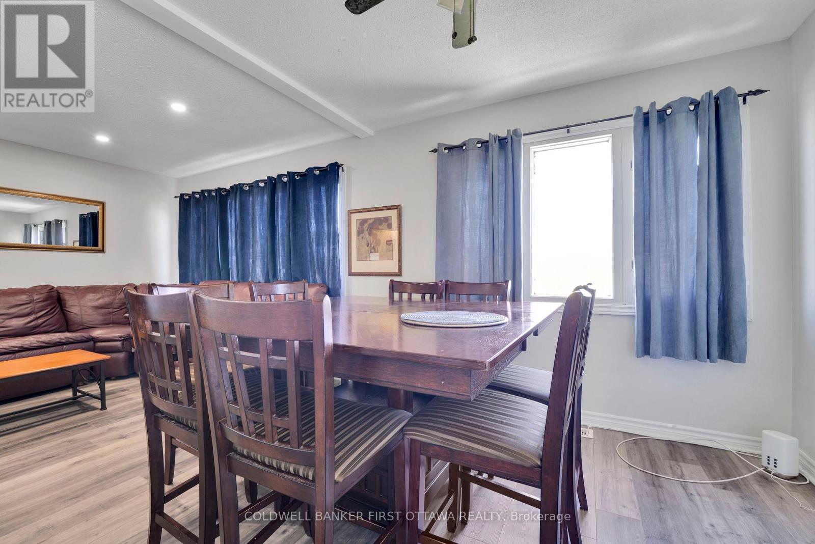 876 Balsam Drive, Ottawa, Ontario  K1E 1B5 - Photo 10 - X13109644