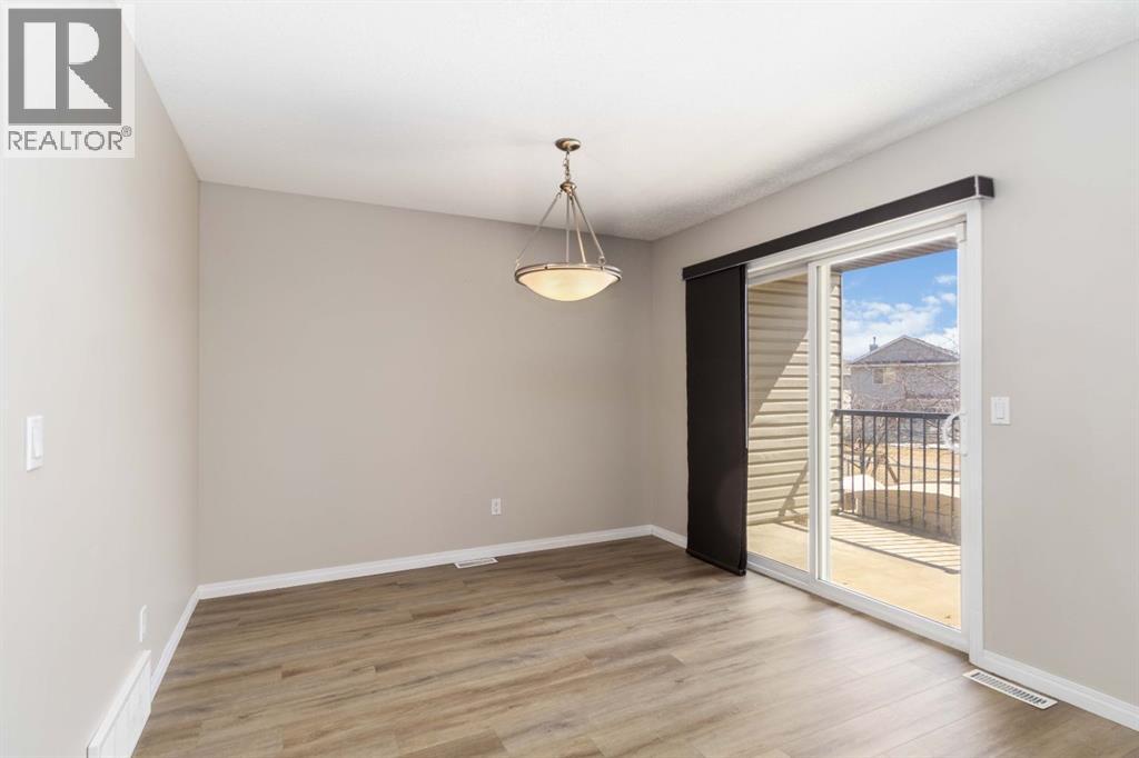 124 Grizzly Bay, Fort Mcmurray, Alberta  T9K 2T4 - Photo 10 - A2308652