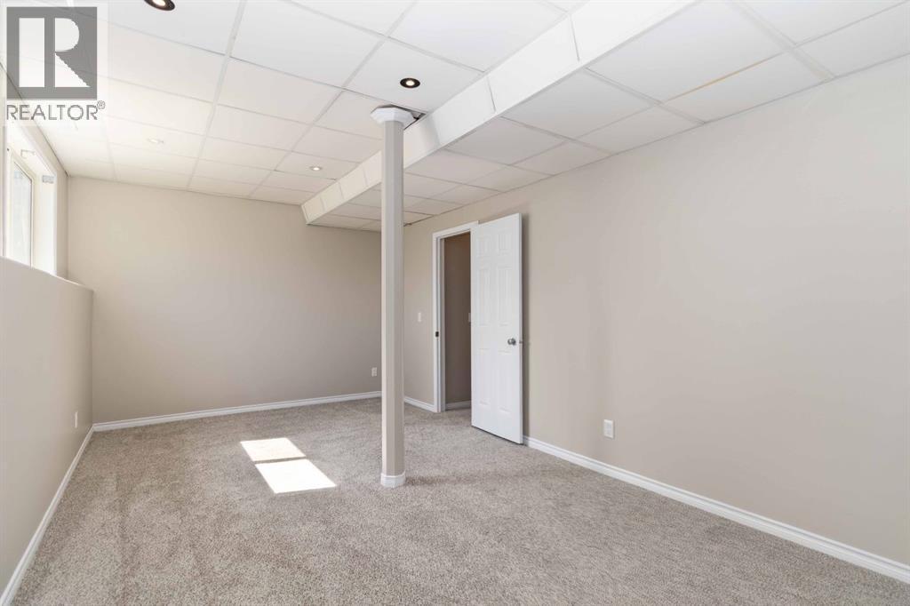 124 Grizzly Bay, Fort Mcmurray, Alberta  T9K 2T4 - Photo 34 - A2308652