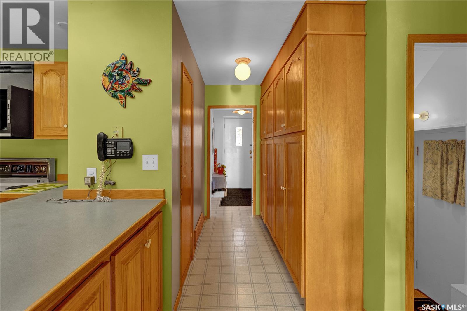 3047 Whitmore Avenue, Regina, Saskatchewan  S4S 1B7 - Photo 12 - SK035530
