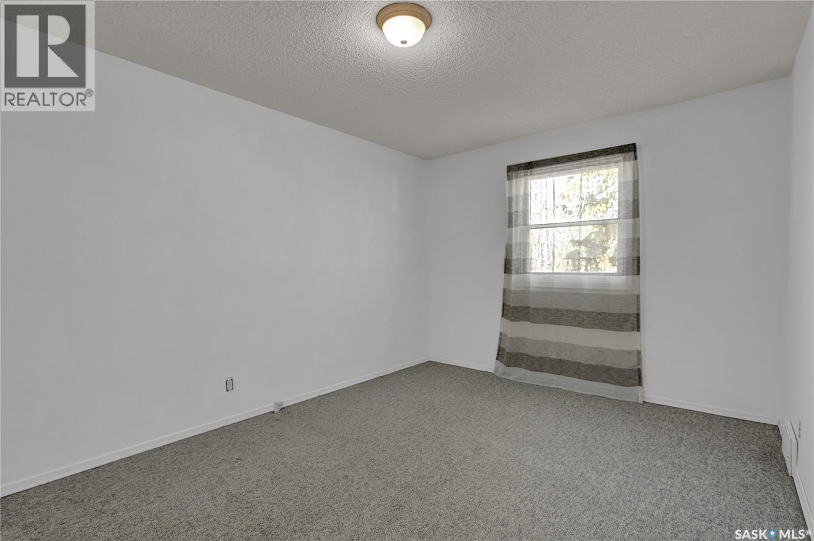3047 Whitmore Avenue, Regina, Saskatchewan  S4S 1B7 - Photo 21 - SK035530