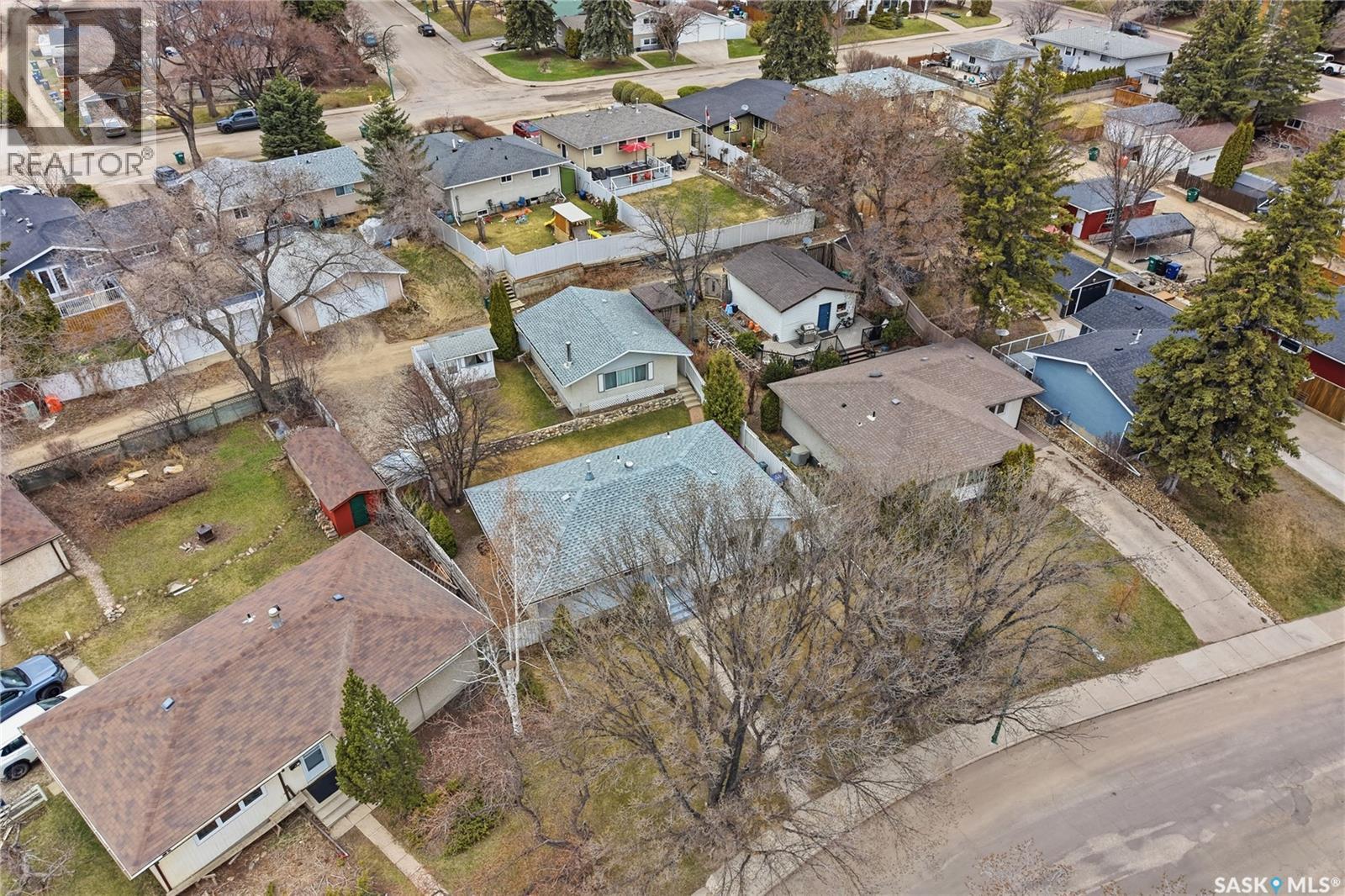 1663 Alexandra Avenue, Saskatoon, Saskatchewan  S7K 3C4 - Photo 3 - SK035469