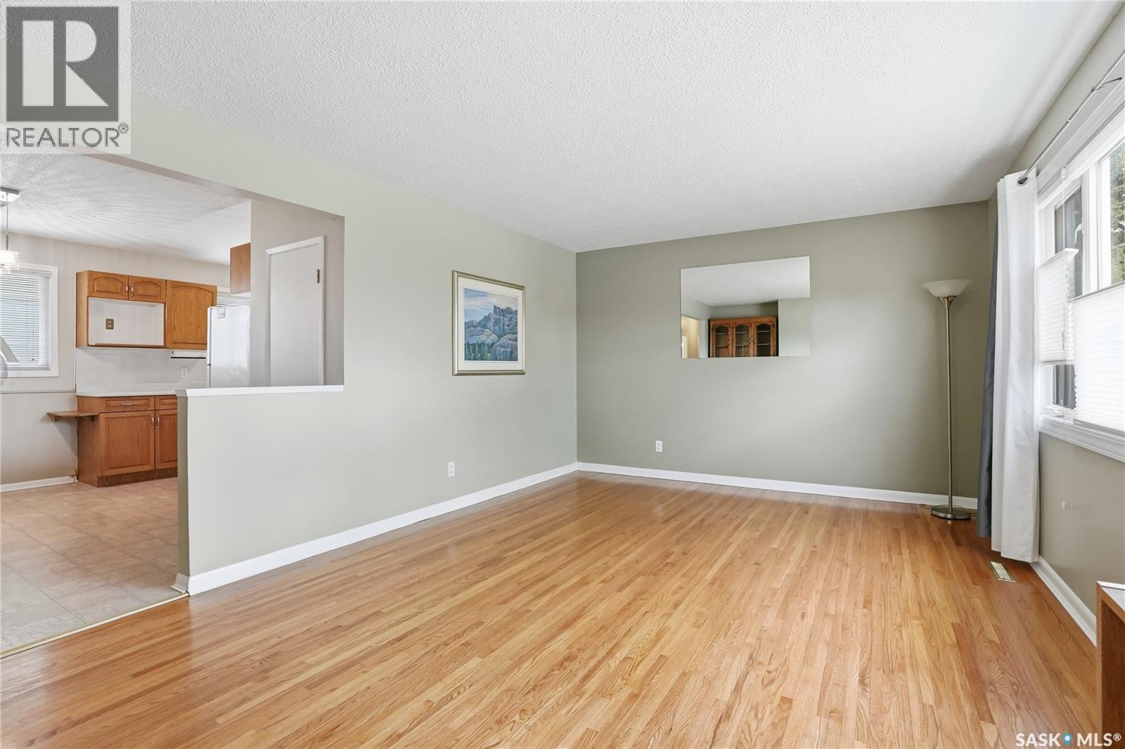 1663 Alexandra Avenue, Saskatoon, Saskatchewan  S7K 3C4 - Photo 9 - SK035469