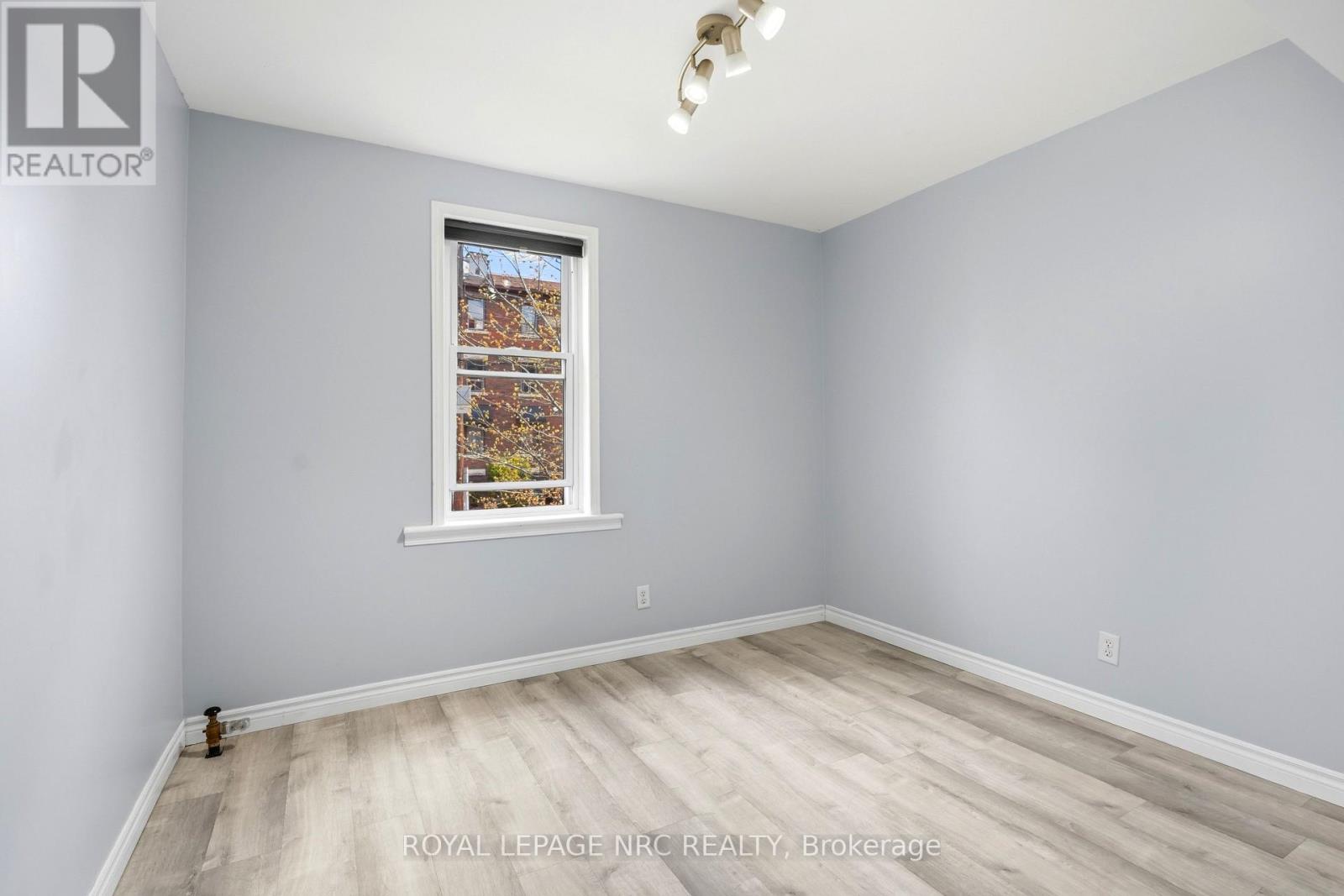 11 - 356 Hunter Street E, Hamilton, Ontario  L8N 1N8 - Photo 12 - X13109666