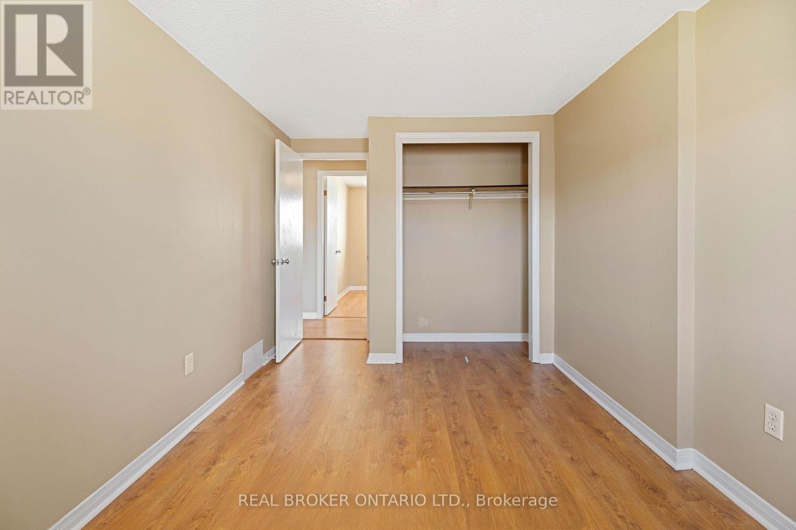 18 Julie Drive, Thorold, Ontario  L2V 4L5 - Photo 11 - X13109618