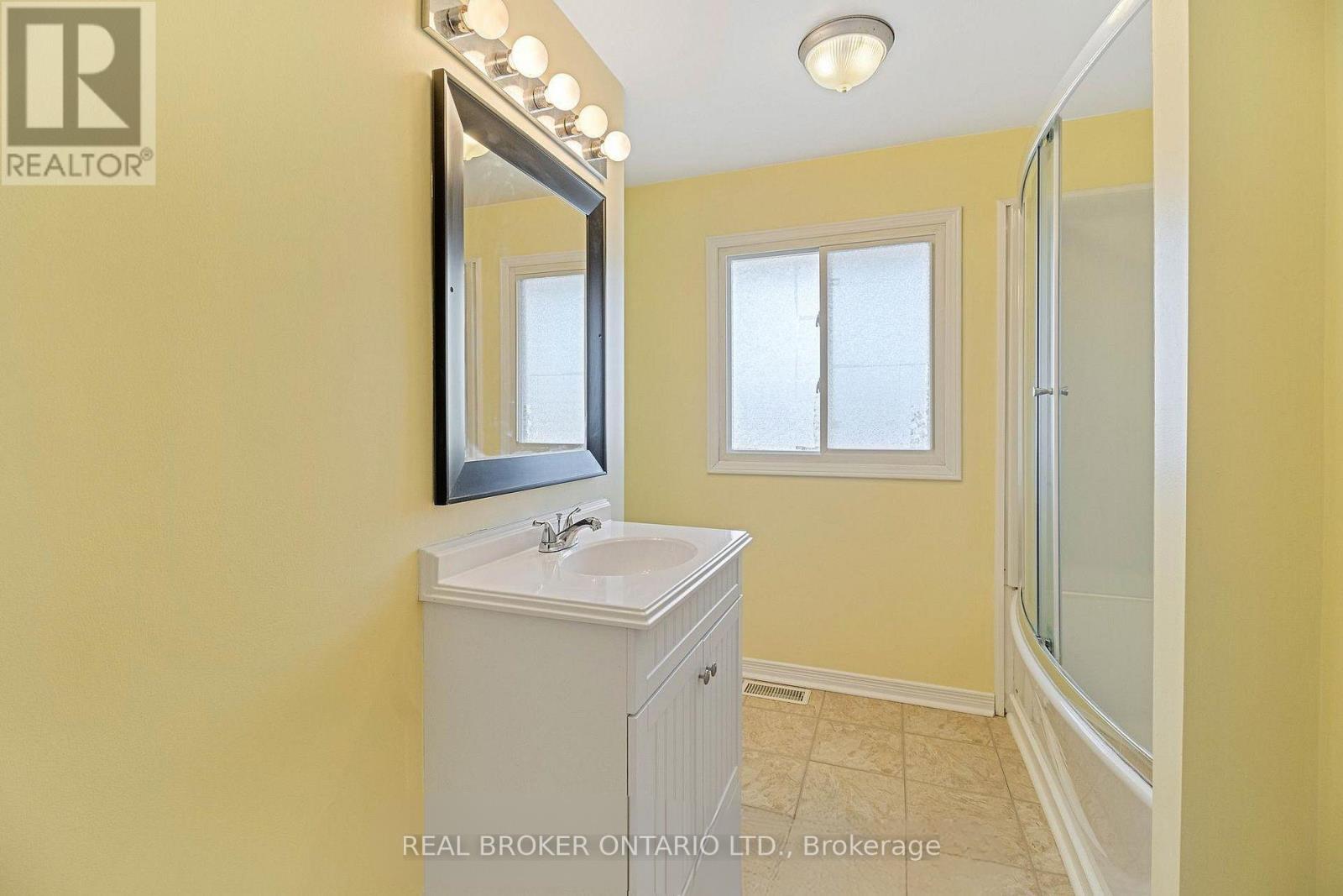 18 Julie Drive, Thorold, Ontario  L2V 4L5 - Photo 15 - X13109618