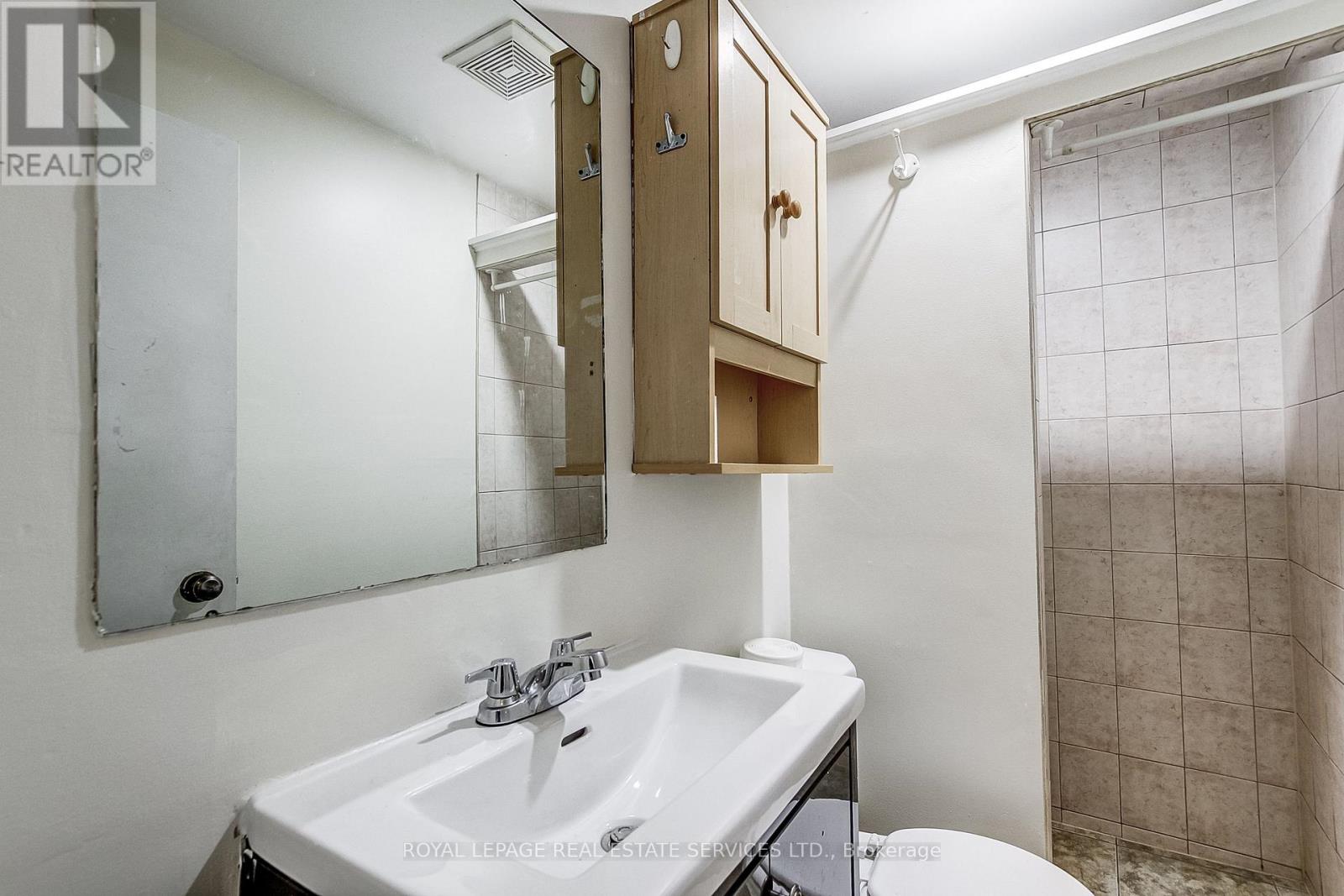 43 Rosemont Avenue, Hamilton, Ontario  L8L 2M4 - Photo 11 - X13109728