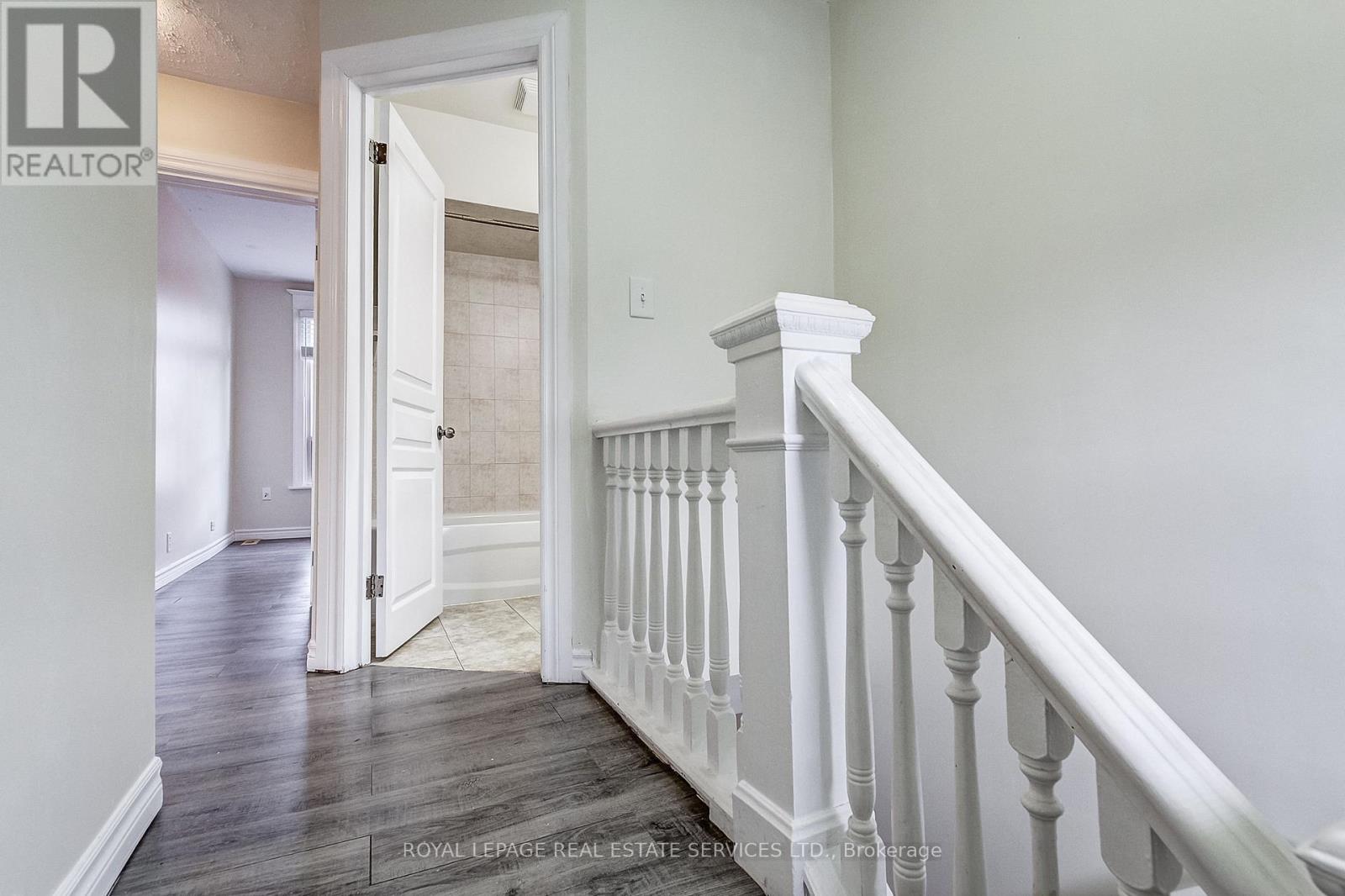 43 Rosemont Avenue, Hamilton, Ontario  L8L 2M4 - Photo 12 - X13109728