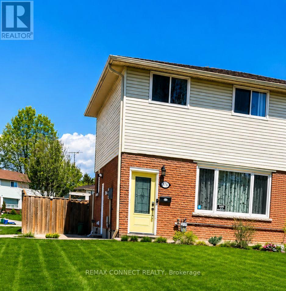 376 DWIGHT AVENUE, Oshawa, Ontario