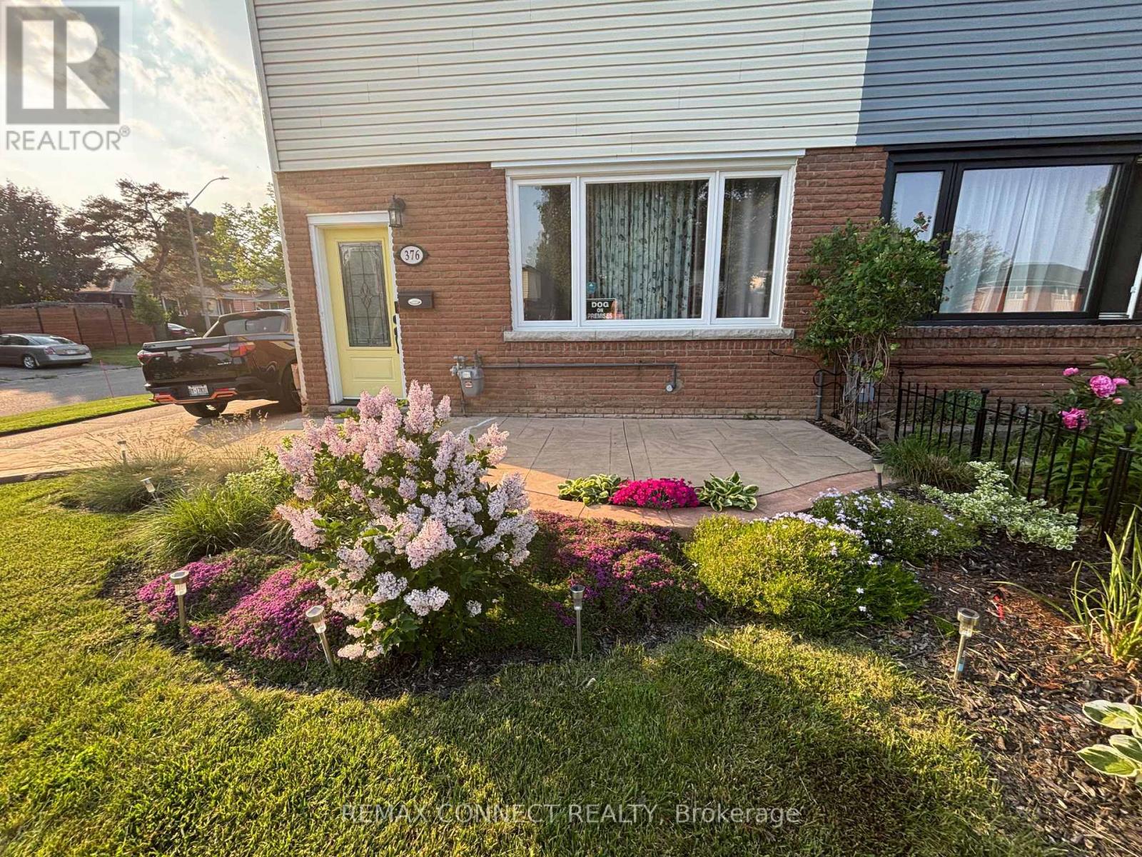 376 Dwight Avenue, Oshawa, Ontario  L1J 1K9 - Photo 3 - E13088726