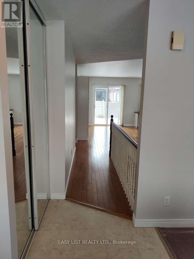 16 Fairview Crescent, Arnprior, Ontario  K7S 3V7 - Photo 8 - X12930862