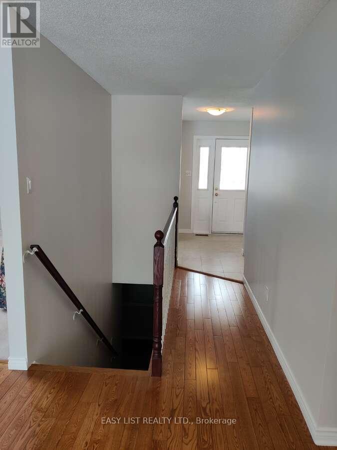 16 Fairview Crescent, Arnprior, Ontario  K7S 3V7 - Photo 9 - X12930862