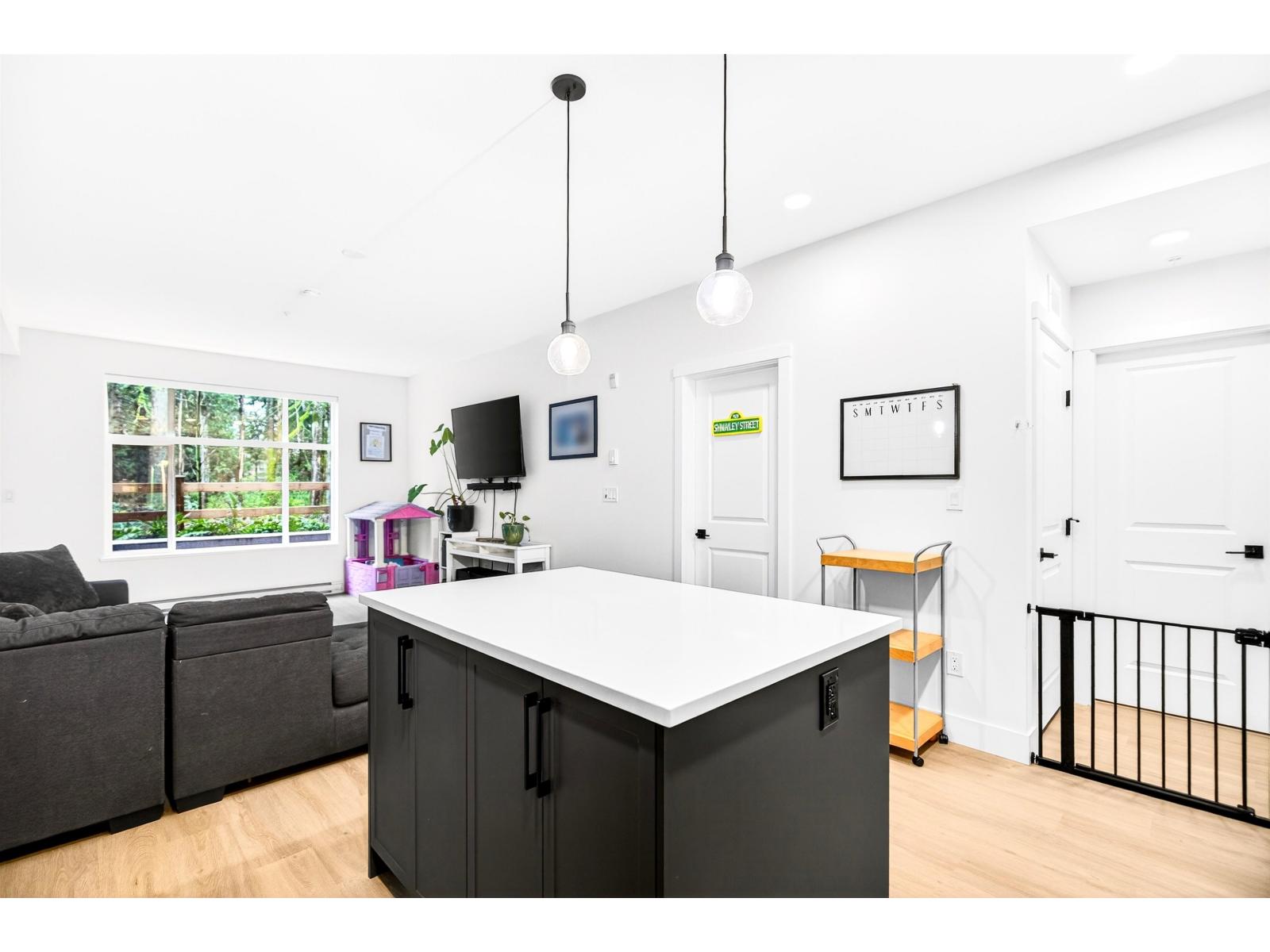 104 3480 146a Street, Surrey, British Columbia  V4P 0H6 - Photo 10 - R3101012