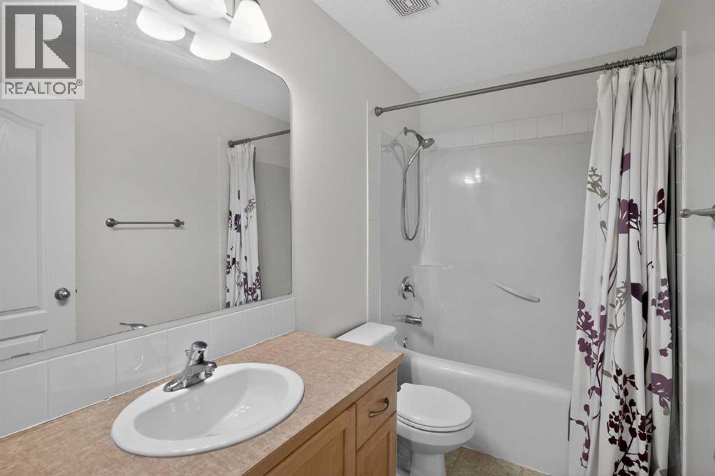 268 Westmount Crescent, Okotoks, Alberta  T1S 2J1 - Photo 24 - A2306094