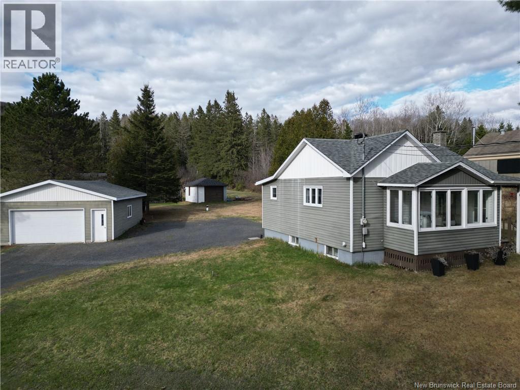 35 Titus Road, Edmundston, New Brunswick  E3V 5B4 - Photo 1 - NB137212