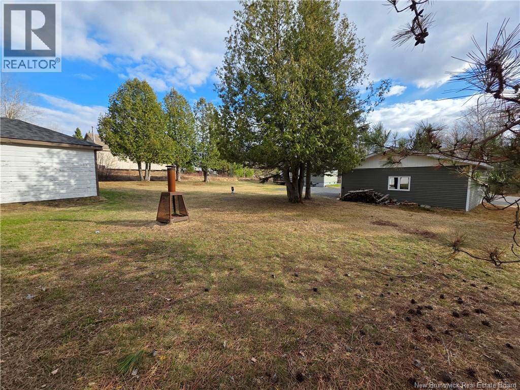 35 Titus Road, Edmundston, New Brunswick  E3V 5B4 - Photo 27 - NB137212
