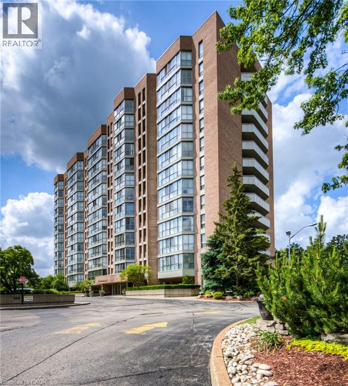 265 WESTCOURT Place Unit# 702, Waterloo, Ontario