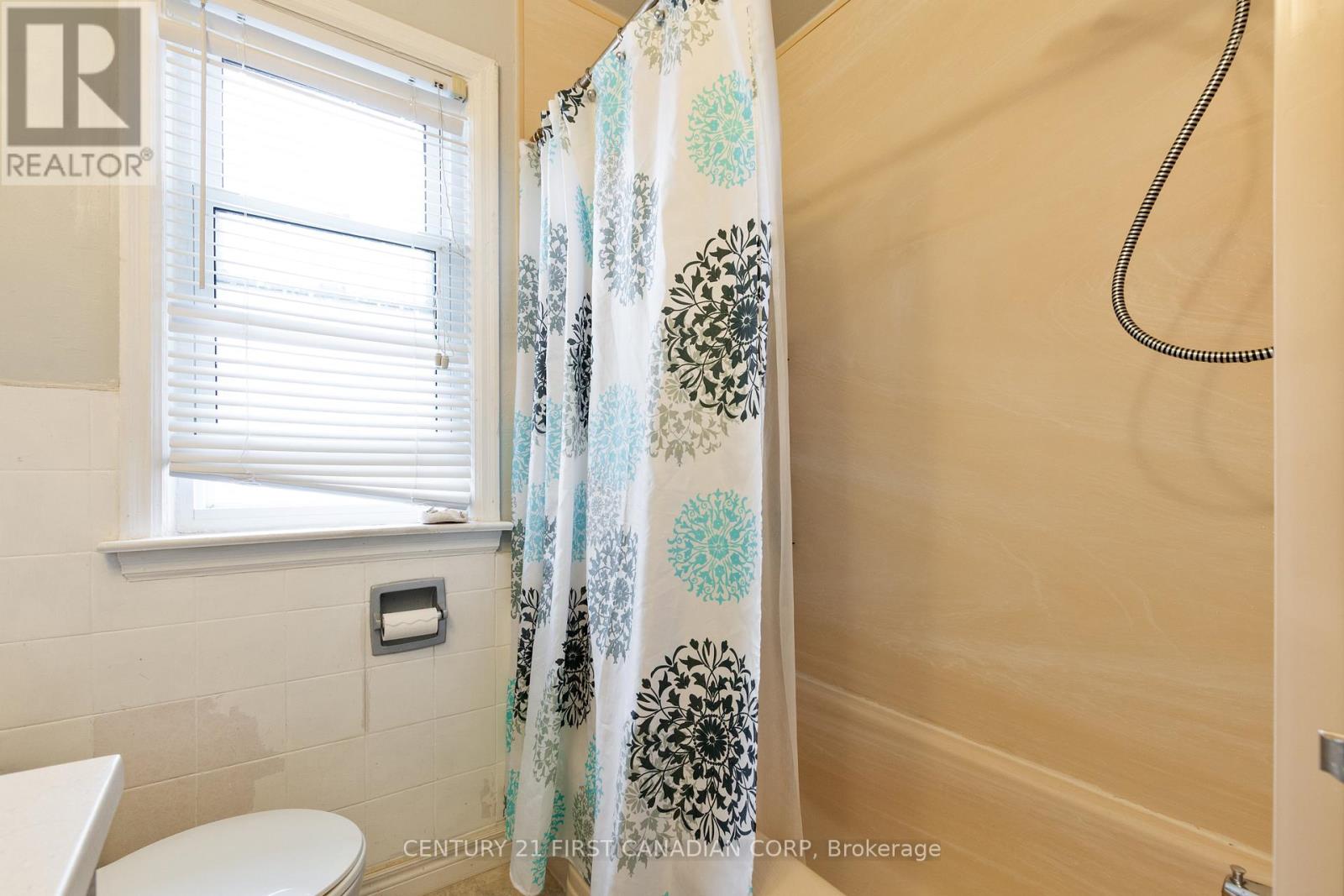 65 First Avenue, St. Thomas, Ontario  N5R 4N3 - Photo 15 - X13109930