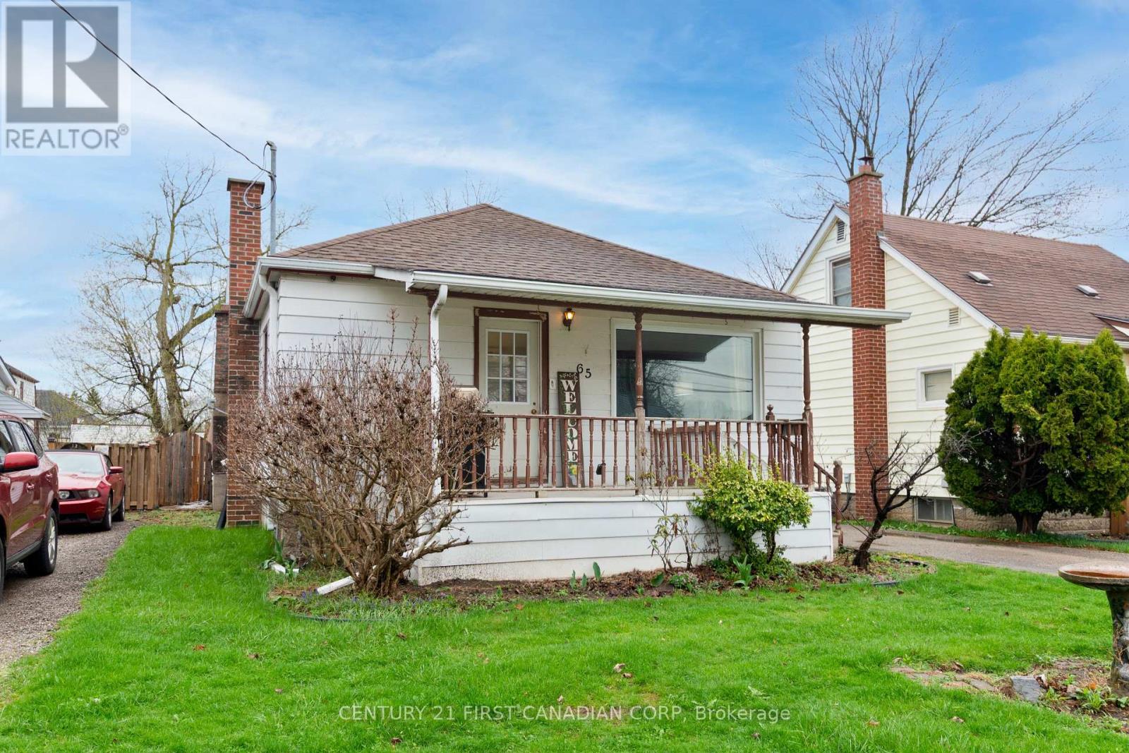 65 First Avenue, St. Thomas, Ontario  N5R 4N3 - Photo 3 - X13109930