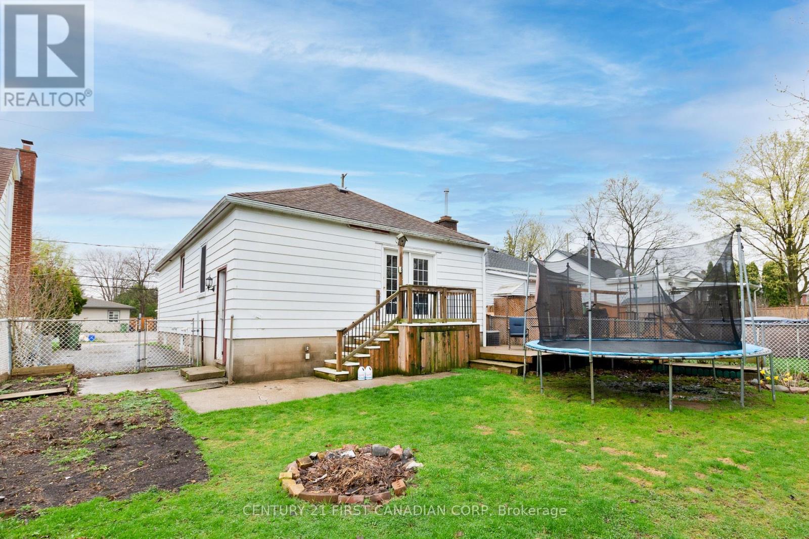 65 First Avenue, St. Thomas, Ontario  N5R 4N3 - Photo 31 - X13109930