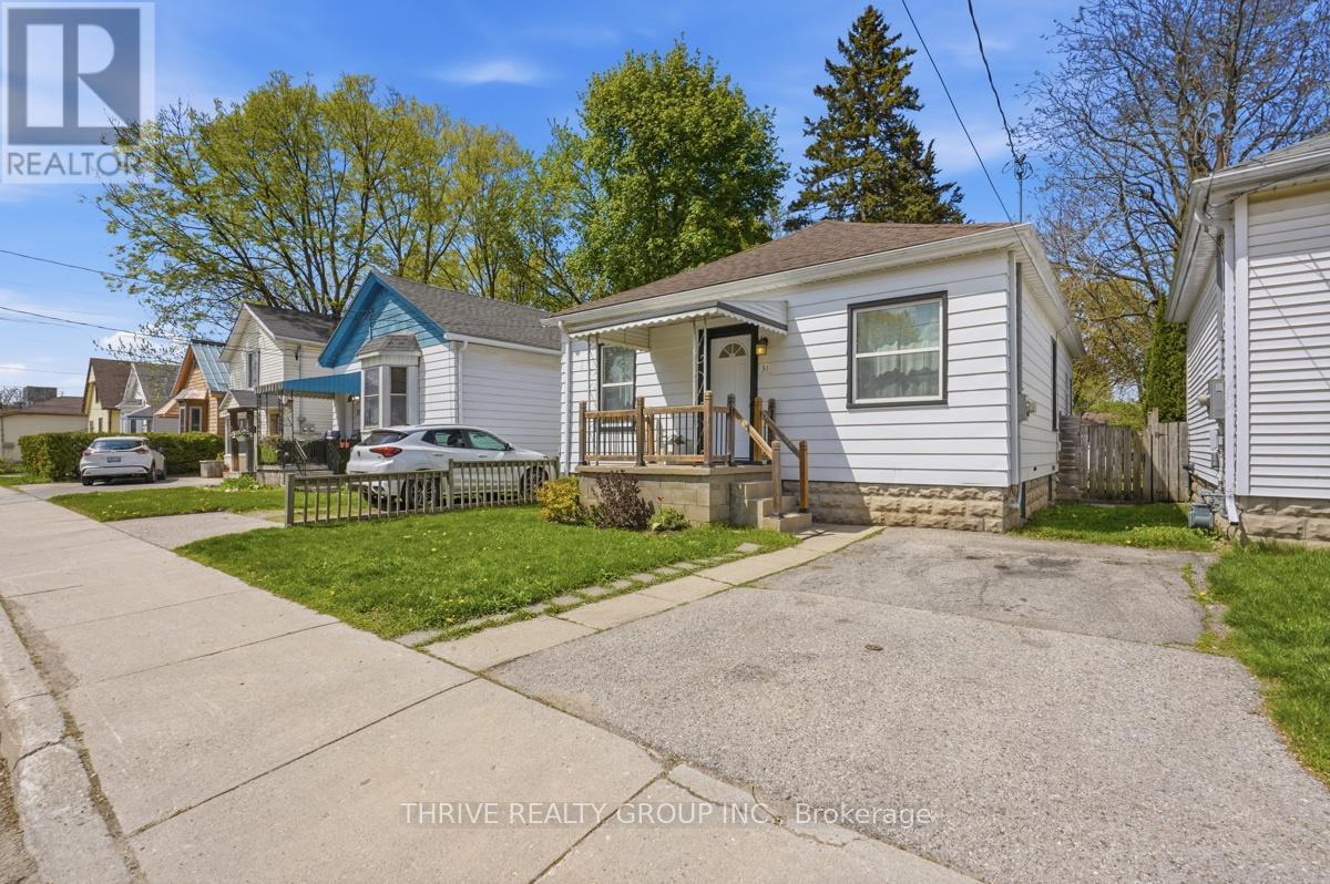 31 Blackfriars Street, London North, Ontario  N6H 1K5 - Photo 2 - X13110052