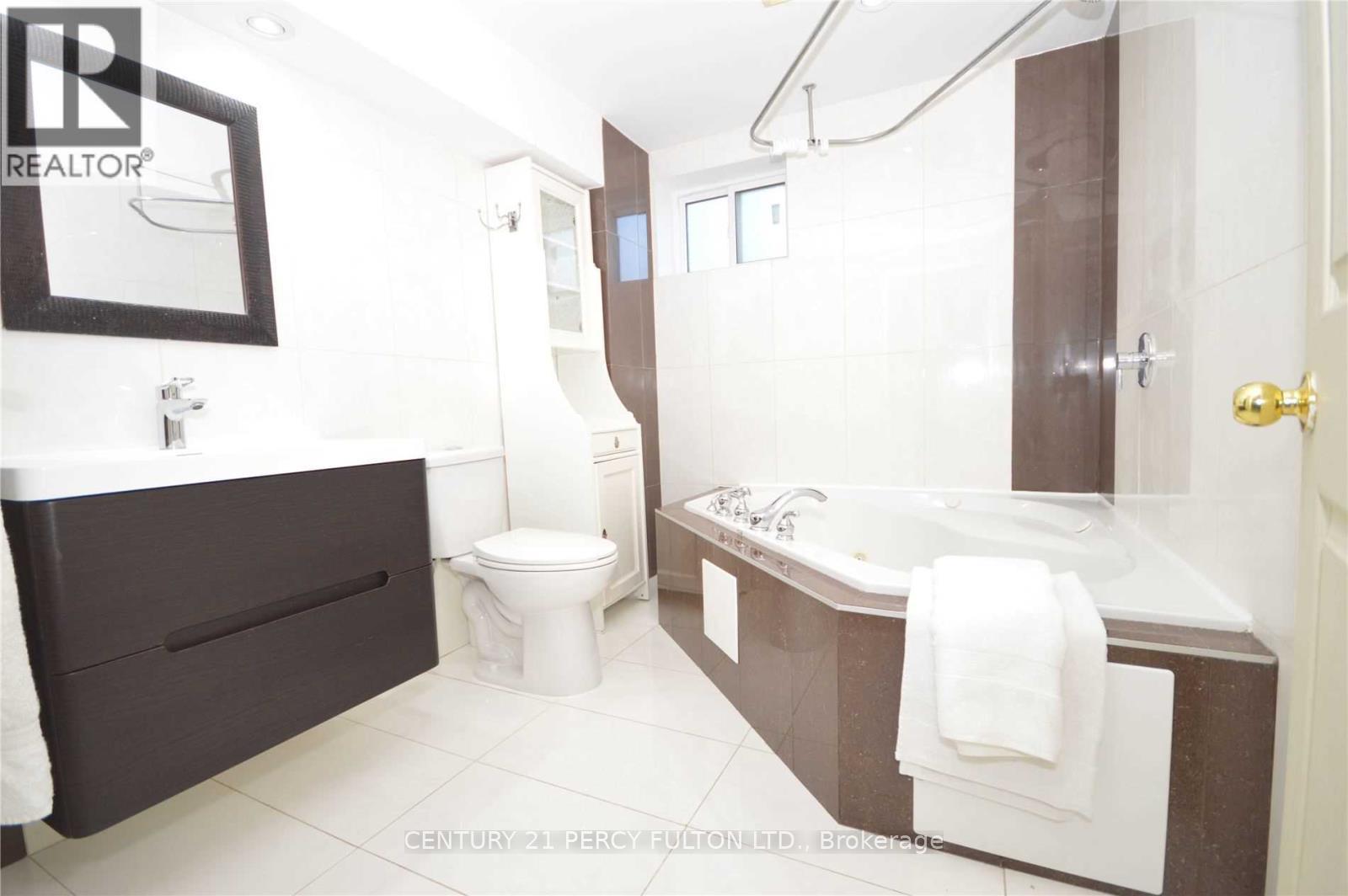 66 Acton Avenue, Toronto, Ontario  M3H 4H1 - Photo 16 - C13105688