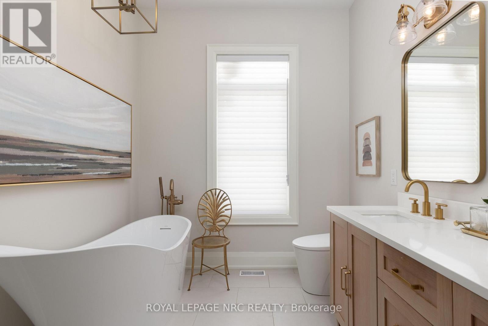 16 Swan Ave Avenue, Pelham, Ontario  L3B 5N5 - Photo 23 - X13110048