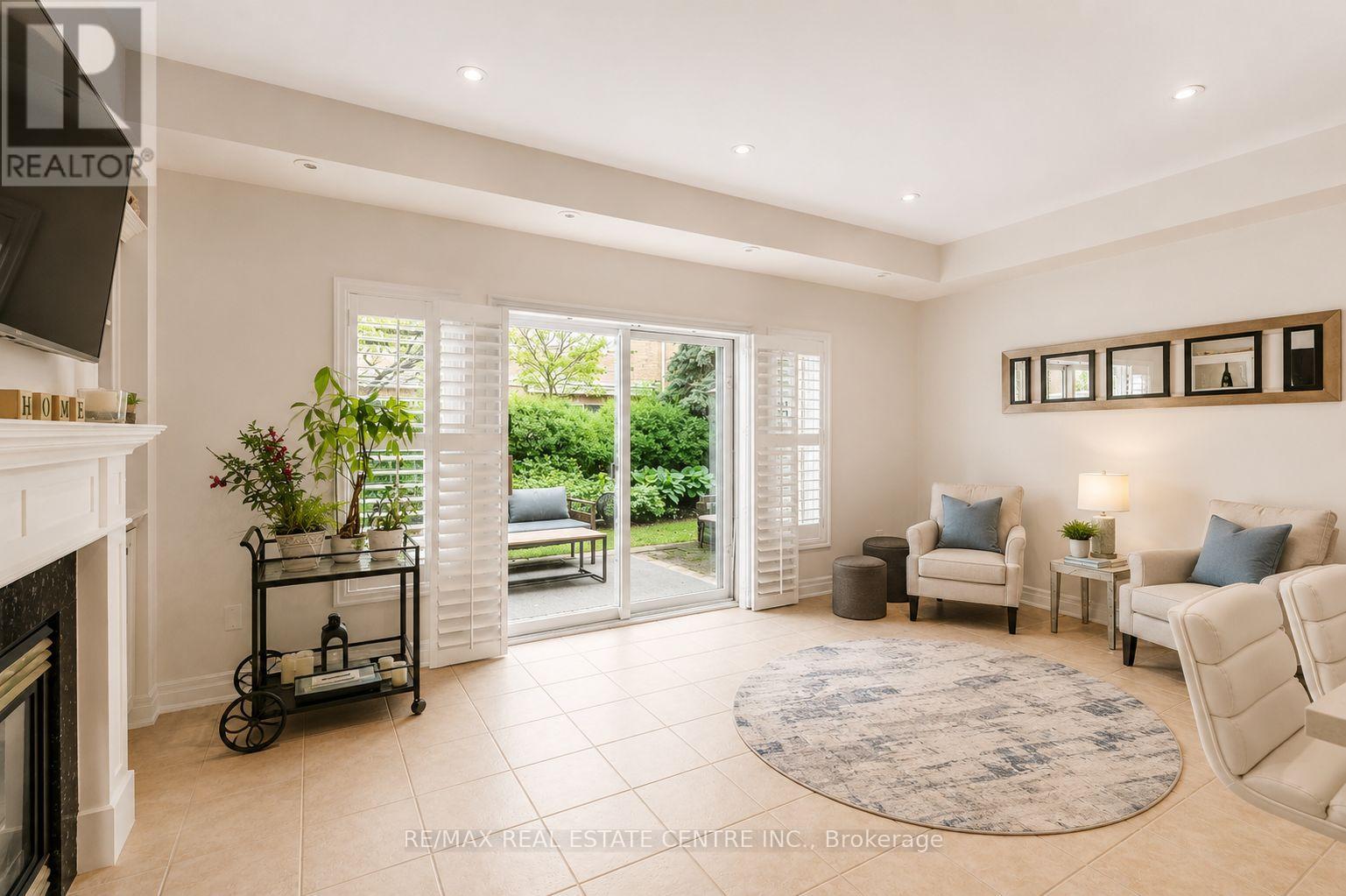 12 St. Lawrence Drive, Mississauga, Ontario  L5G 4V1 - Photo 16 - W13109276