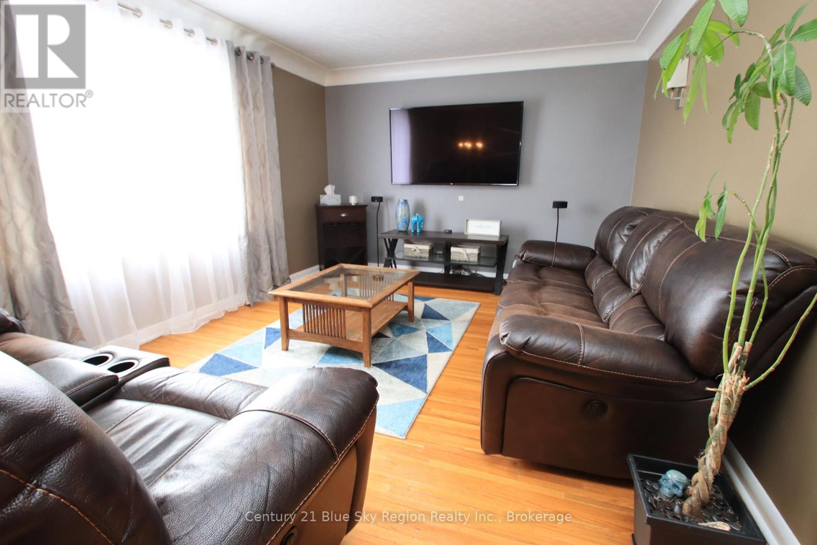 127 Bennett Street, North Bay, Ontario  P1B 8X5 - Photo 7 - X13109866