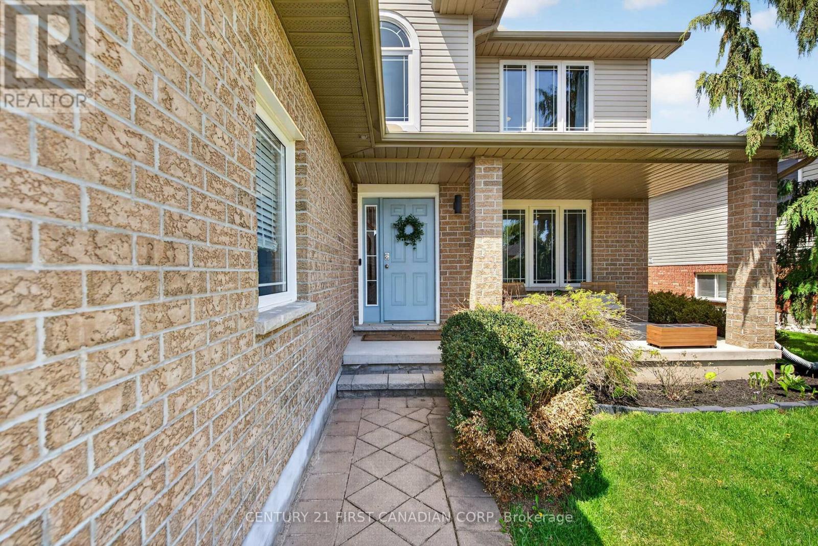 285 Thorne Drive, Strathroy-Caradoc, Ontario  N7G 4C9 - Photo 2 - X13109734
