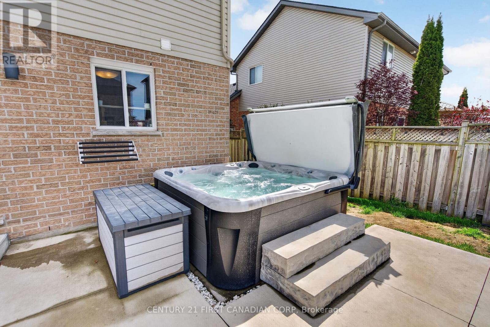 285 Thorne Drive, Strathroy-Caradoc, Ontario  N7G 4C9 - Photo 36 - X13109734
