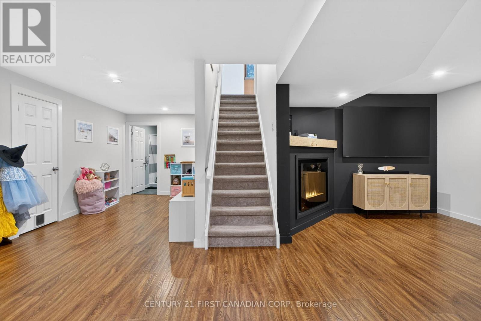 285 Thorne Drive, Strathroy-Caradoc, Ontario  N7G 4C9 - Photo 24 - X13109734