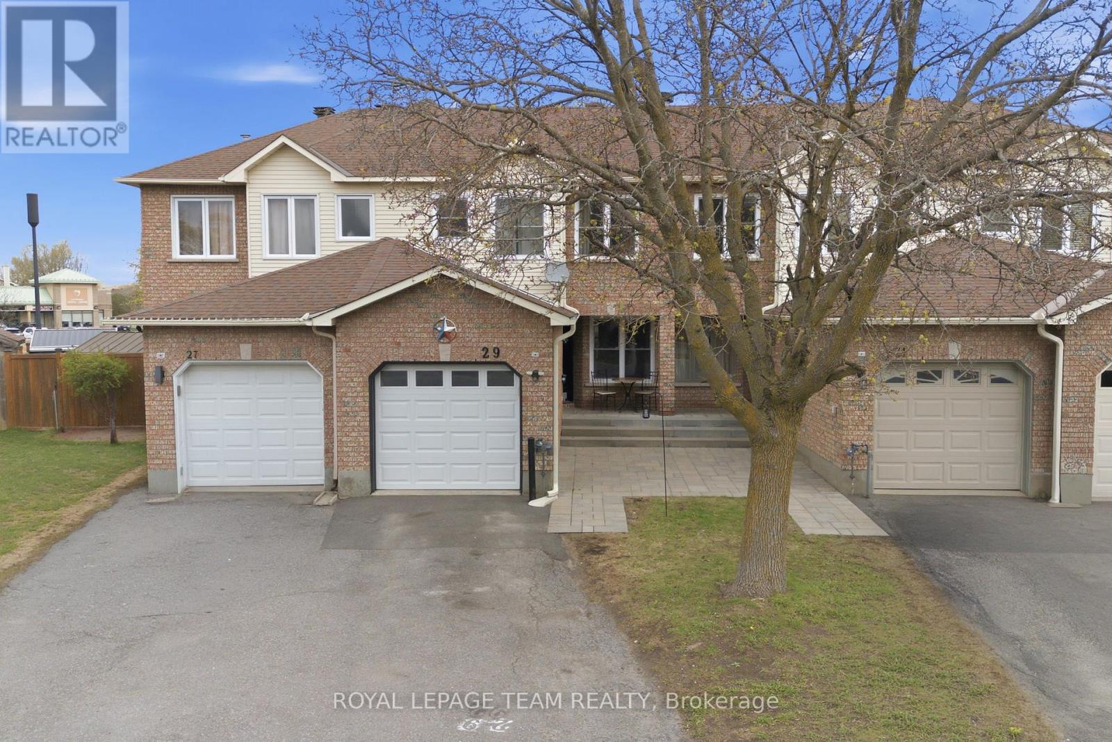 29 GRENADIER WAY, Ottawa, Ontario