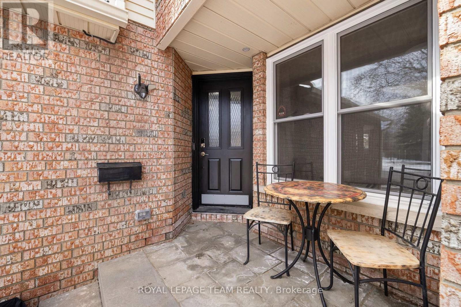 29 Grenadier Way, Ottawa, Ontario  K2J 4L3 - Photo 3 - X12926740