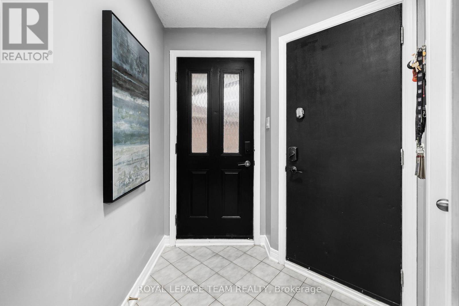 29 Grenadier Way, Ottawa, Ontario  K2J 4L3 - Photo 4 - X12926740