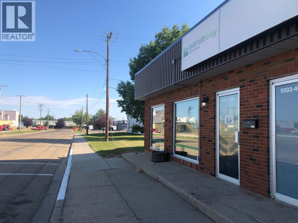 5003 46 Street, Camrose, Alberta  T4V 3G3 - Photo 1 - A2308540