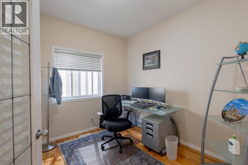 37 Royal Birch Close NW, Calgary, Alberta  T3G 5N8 - Photo 15 - A2308994