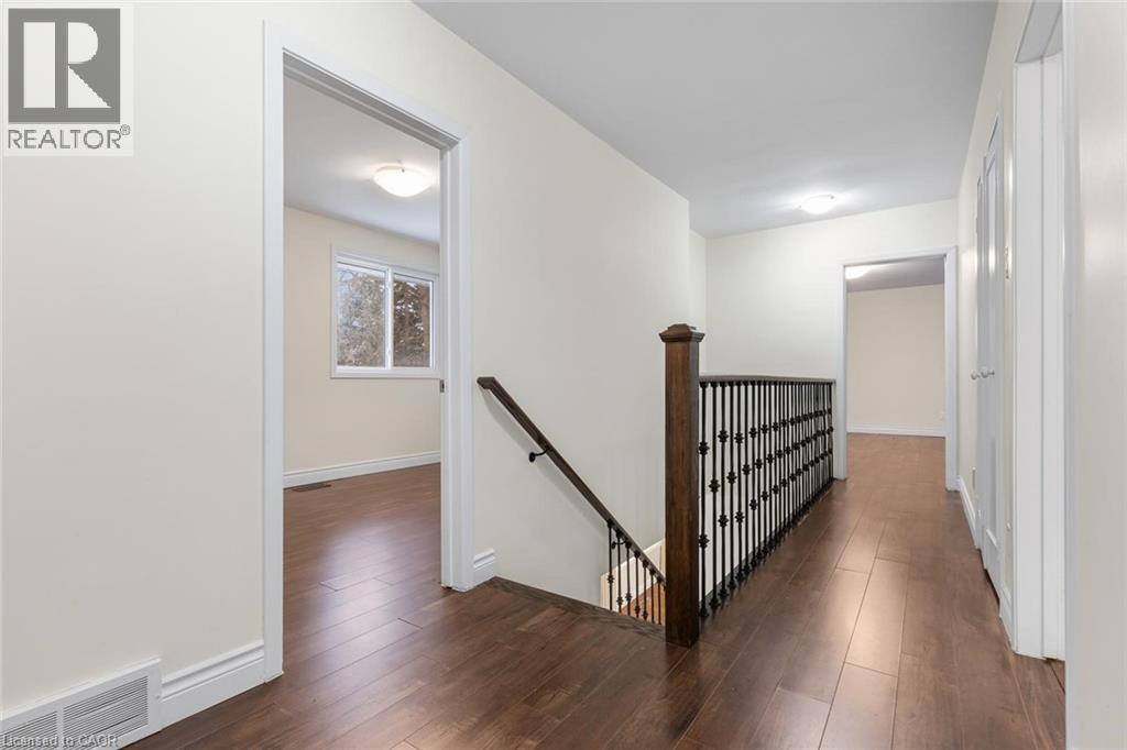 145 Wolfdale Avenue, Oakville, Ontario  L6L 4R9 - Photo 19 - 40804838