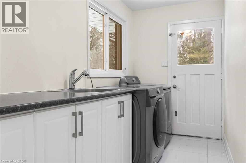 145 Wolfdale Avenue, Oakville, Ontario  L6L 4R9 - Photo 13 - 40804838