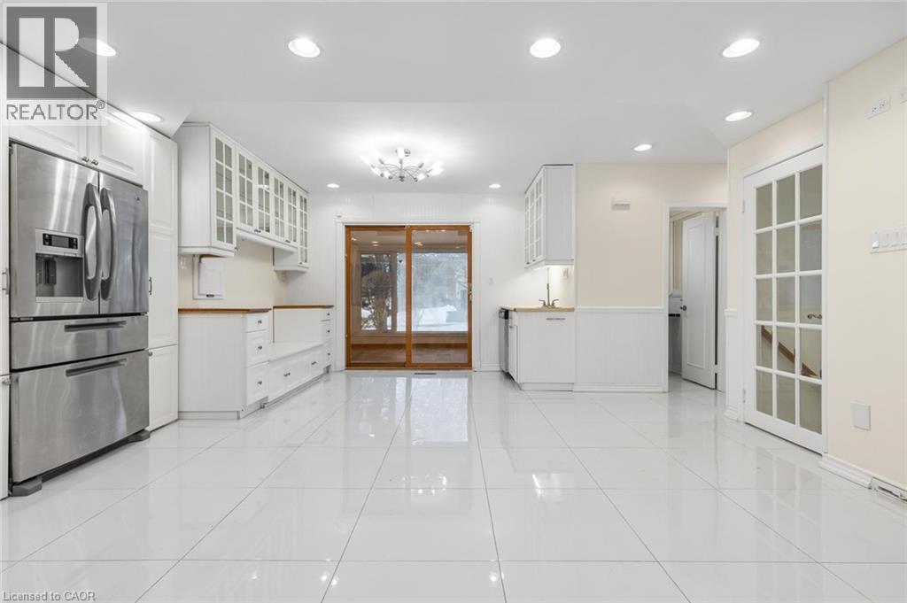 145 Wolfdale Avenue, Oakville, Ontario  L6L 4R9 - Photo 8 - 40804838