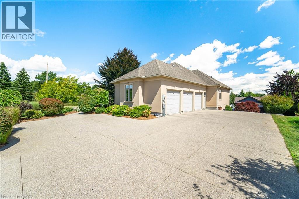 86 Canters Close, Kitchener, Ontario  N2C 2R3 - Photo 4 - 40828883
