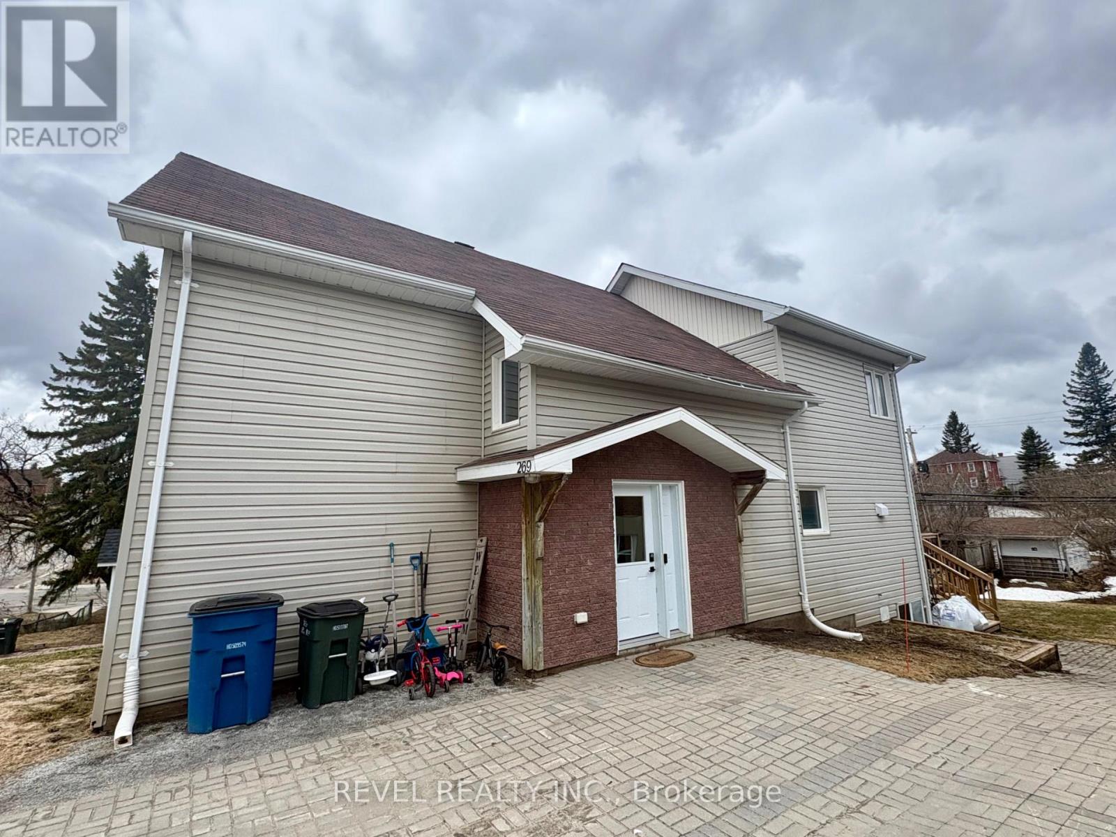 269 Sixth Avenue, Cochrane, Ontario  P0L 1C0 - Photo 2 - T13109860
